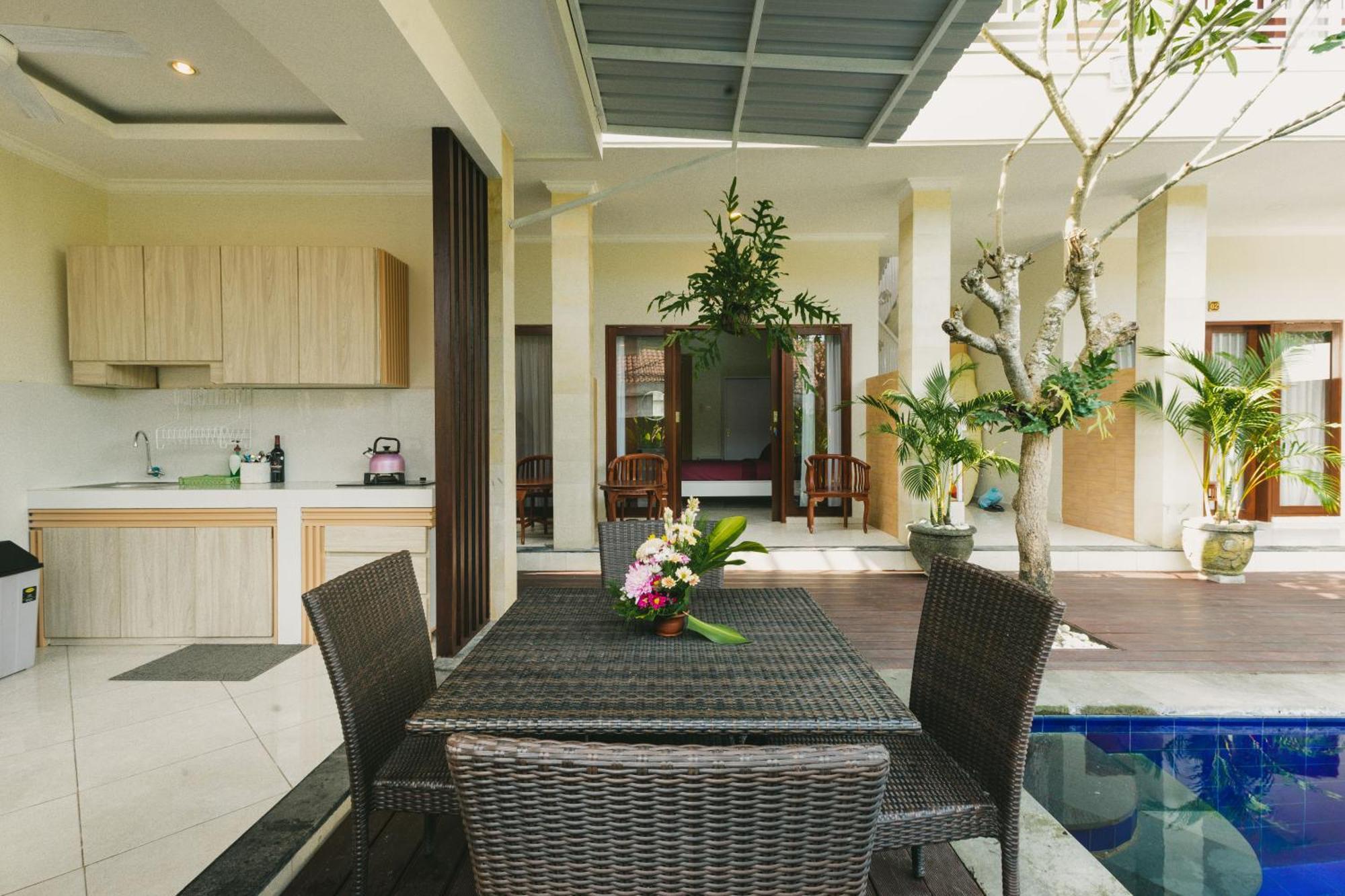 Happy Devi Guesthouse Canggu  Luaran gambar