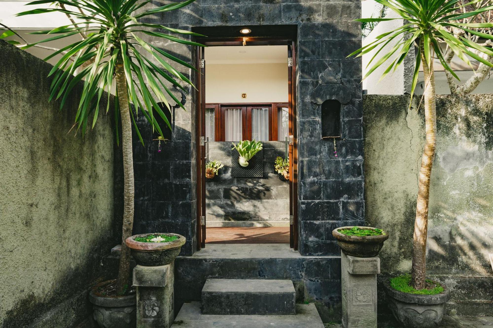 Happy Devi Guesthouse Canggu  Luaran gambar