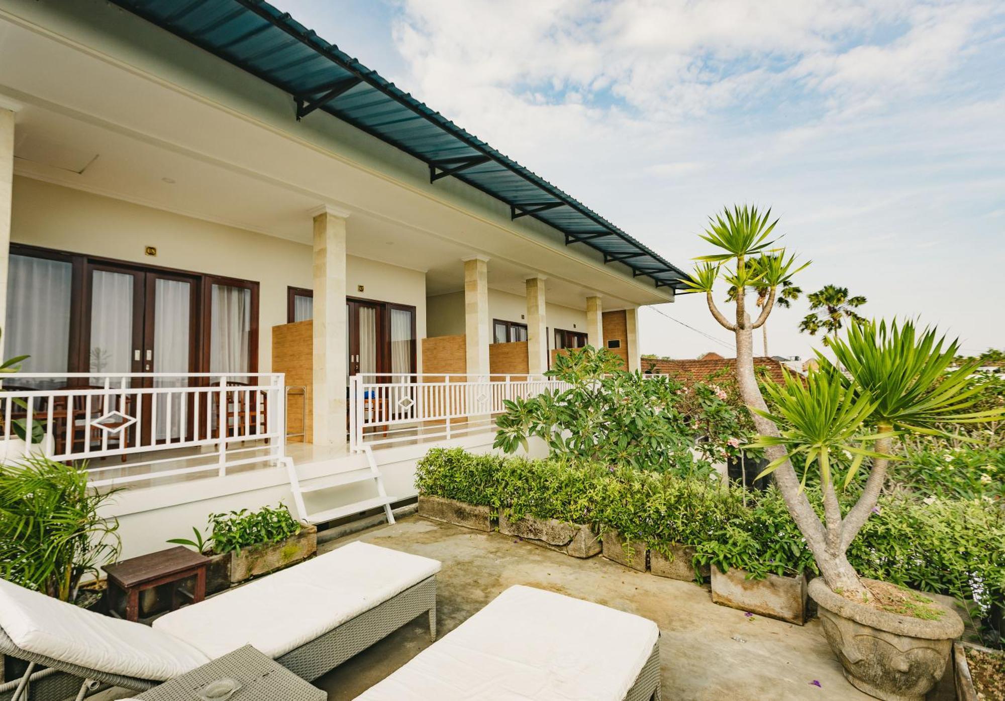 Happy Devi Guesthouse Canggu  Luaran gambar